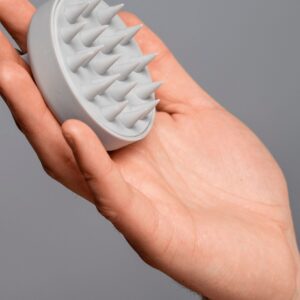 Brosse de massage cuir chevelu