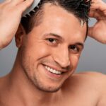 Brosse de massage cuir chevelu